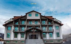 Mount Way Hotel